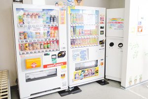 飲料自動販売機