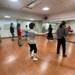 フラダンス講座を実施しました